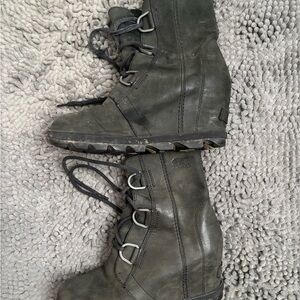 Sorel Black Boots